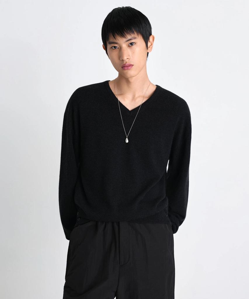 LABELARCHIVE Winslo Merino Air Wool V-Neck Dark Coal