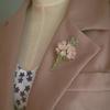 Rose Bouquet Brooch Women'S 2023 Corsage Anti-Light Pin Niche Design Sense Suit Accessories