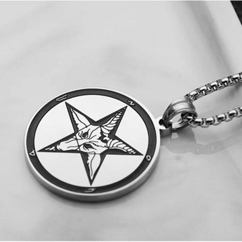 New Fashionable Mens Stainless Steel Pendant Necklace Temperament Accessory Gift