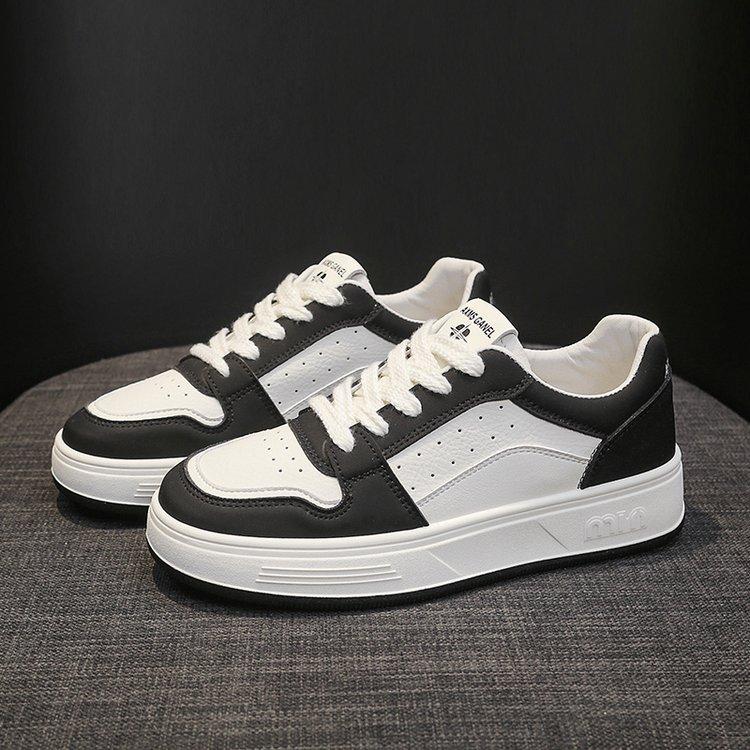 Kleine weiße Schuhe Damen 2025 Frühling und Herbst neue vielseitige Plateau Freizeit Sport Studenten kleine weiße Schuhe Board Schuhe Damen