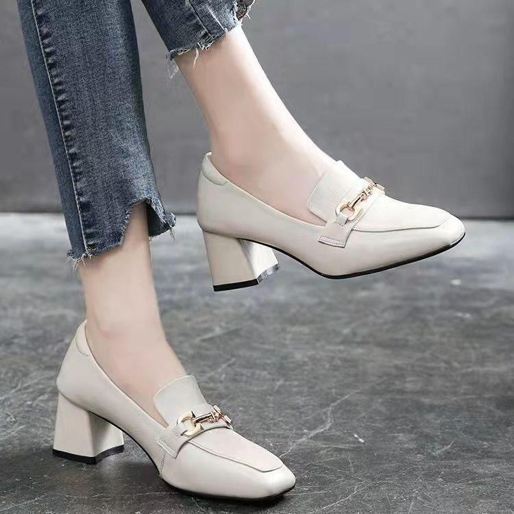 

Xiaoxiangfeng soft leather single shoes women s 2025 autumn new versatile thick heel high heels mother women s shoes loafers leather shoes 40