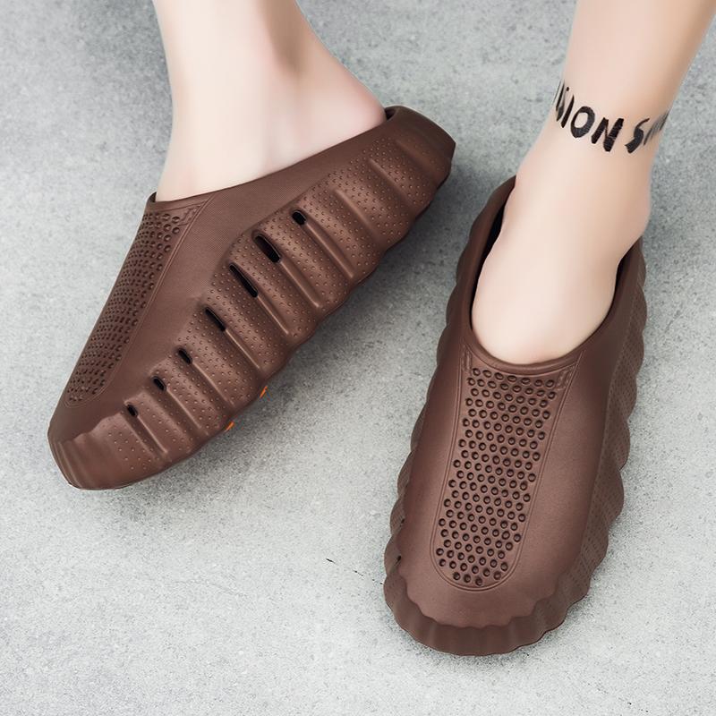 Men Lightweight Casual Slippers Slip On Summer Sandals Everyday Shoes Sizes 40-45 for Home Walking Travel Leisure and Daily Wear