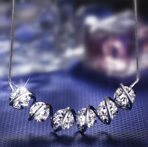 Clavicle Chain Female Heartbeat Necklace Short Aaa Grade Zircon Wave Necklace Fashion Accessories прозрачный белый