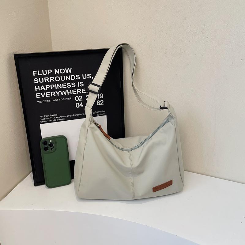 

Сумка большой вместимости женская весна-лето новая на плечо, сумка-мессенджер, повседневная универсальная классическая сумка-тоут светло-зеленый