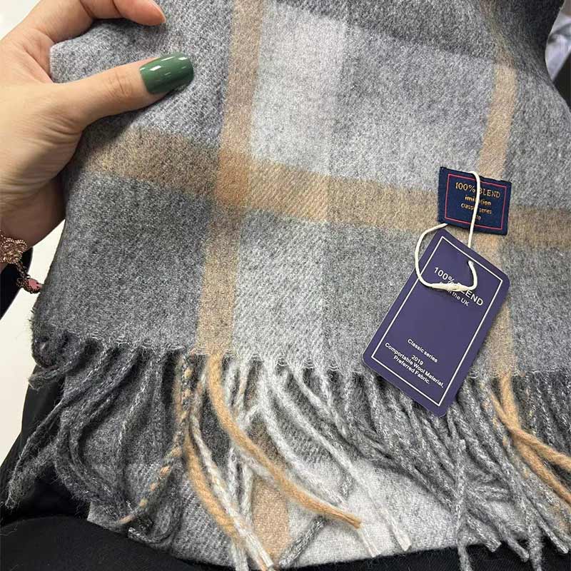Luxury Plaid Scarf Winter Warm Cashmere Women Long Pashmina Foulard Female Scarves Lady Tassel Shawl Wraps  Design New