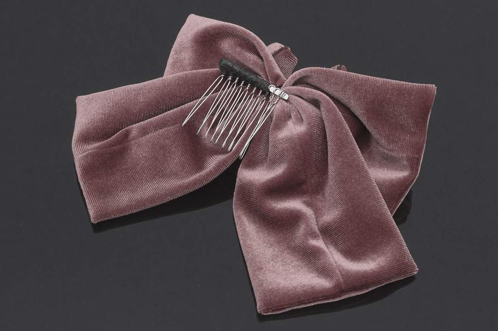 (Soubien) Hair Ornament for Graduation Ceremony, Hakama, Coming-of-Age Ceremony, Furisode, Ribbon, Pink, Flower, Velvet, Tsumami-zaiku, Comb-type