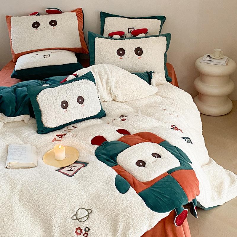 Winter Cartoon Cute Style Double-sided Buvet Cover Thickened Lamb Fleece Four Piece Set Coral fleece Duvet Cover Plush Bedding
