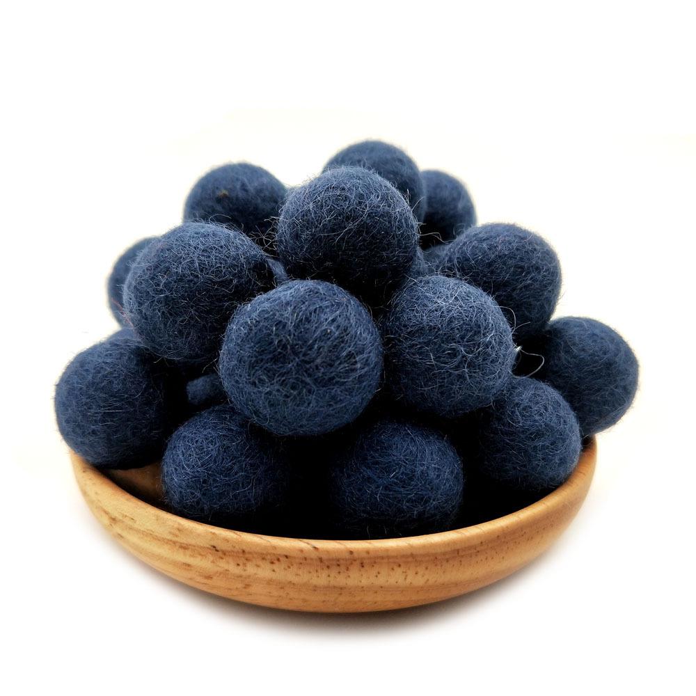 Barevné 2cm vlněné bambulky na vánoční ozdoby a DIY plstění jehlou