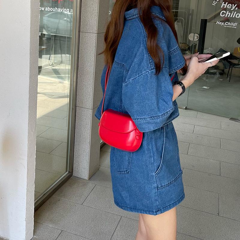 New Summer Korean Retro Ins Red Saddle Bag Crossbody Small Bag Women Versatile Simple Mobile Phone Bag