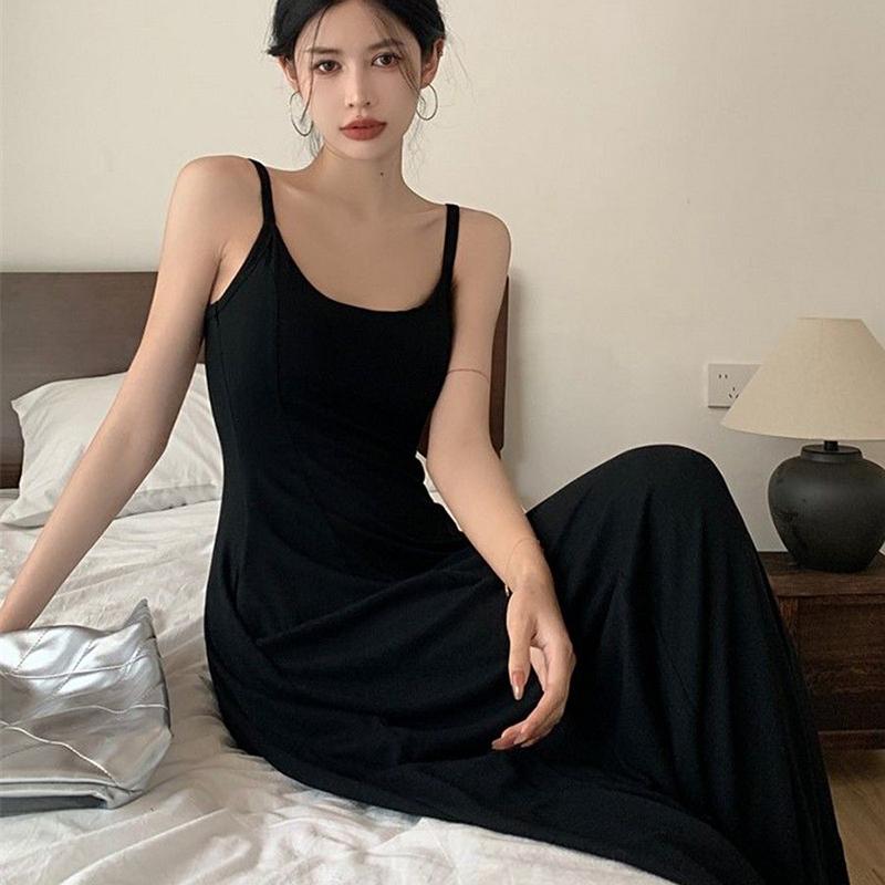 Sexy Low Collar Spaghetti Strap Dress Women Slim Fit Black Long Beach Dresses Woman Buttons Sleeveless Maxi Sundress