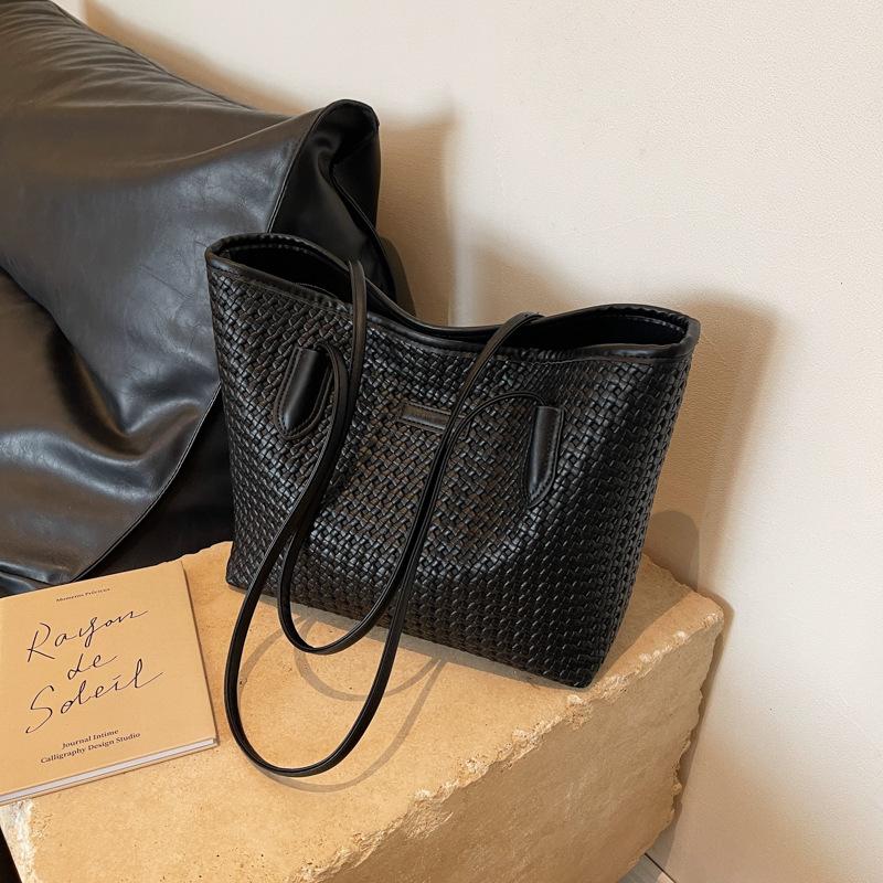 Tooxika Women's New Simple High-end Large-capacity Tote Bag Versatile Single-shoulder Underarm Bag