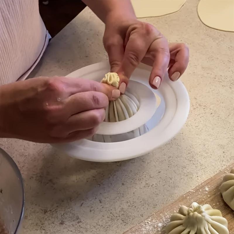 

1PC Non-Stick Dumpling Maker Mold, Easy Clean Jiaozi Tool for Dumplings & Buns, Kitchen Gadget for Home Cooking & Beginners United States