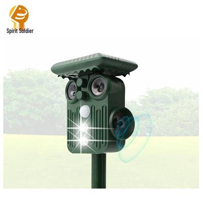 מרחיק חיות אולטרסוני סולארי לשימוש חיצוני