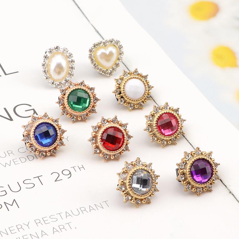 New 1Pcs Rhinestone Pearl Shoelaces Clips Decoration Shoe Charms Decorative Shoe Clips Gem Accessories for Sneakers Casual Shoes