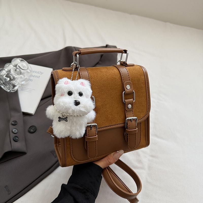 2025 autumn new textured high-value messenger bag women's niche fashion backpack daily commute light backpack