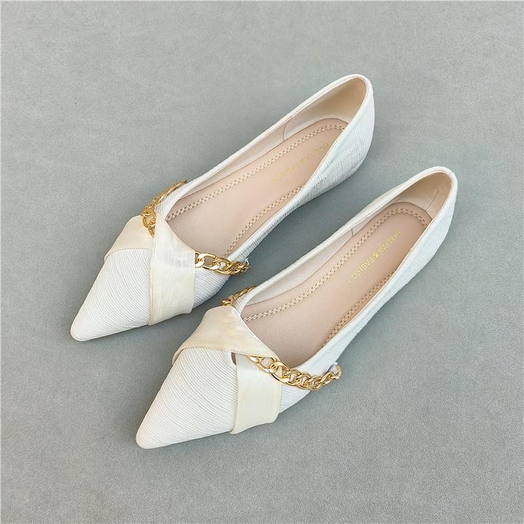 Flat shoes women's soft soles 2025 spring new Xiaoxiangfeng pointed head shallow mouth single shoes French ladyshoes four seasons Doudou shoes