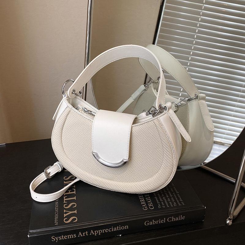 Super fire niche bag women's 2025 new fashion versatile messenger bag spring and summer popular single shoulder armpit bag