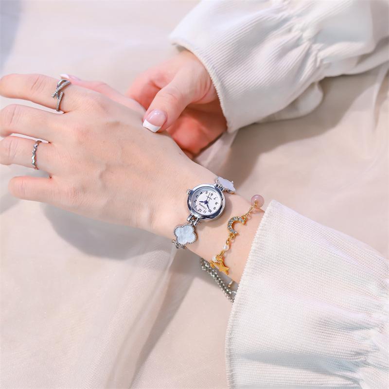 Chic French Women's Niche Watch: Elegant & Minimalist Design with Exquisite Small Dial and Stylish Bracelet