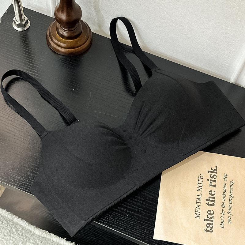 Traceless underwear Women's small breasts gather, summer thin bras close secondary breasts Anti-sagging breathable French round chest bra