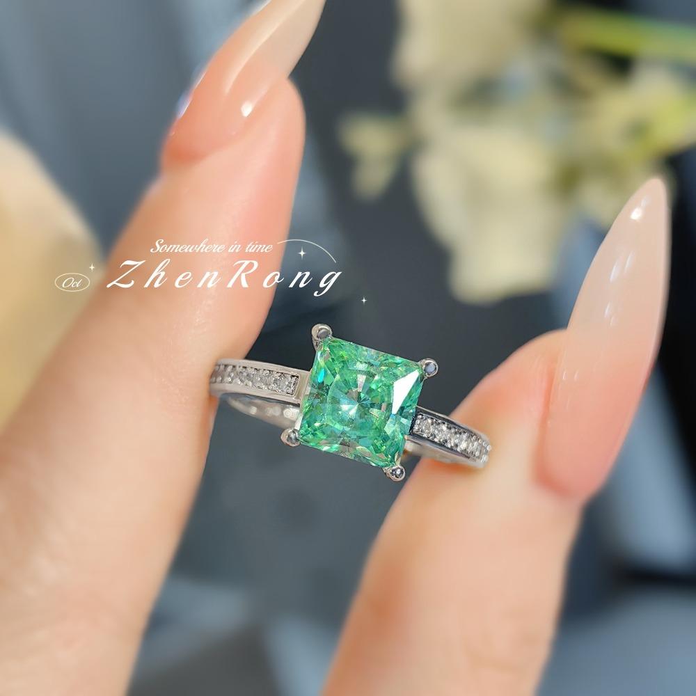 Women Jewelry Set Fashionable Light Luxury Ice Cut Paraiba Necklace with High Carbon Green Diamond Ring