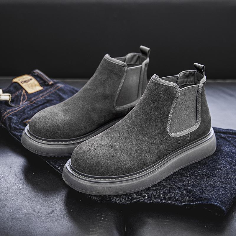 Fashion Genuine Leather Men Winter Short Plush Boots British Style Warm Casual Leather Thick Bottom Winter Shoes Outdoor Walking Shoes