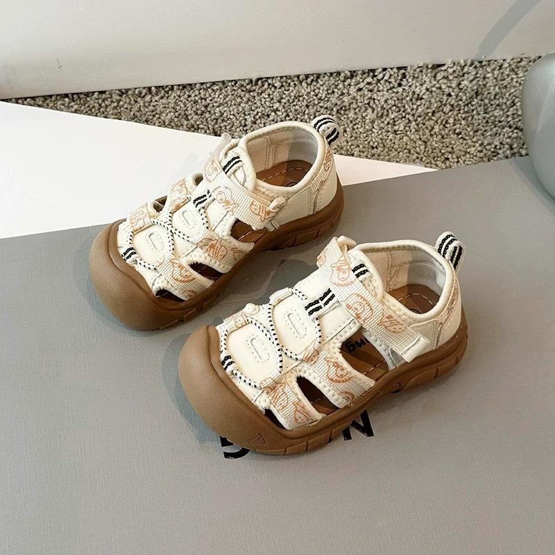 Boys Baotou hollow zebra pattern sandals summer 2025 new girls outdoor beach shoes baby toddler shoes