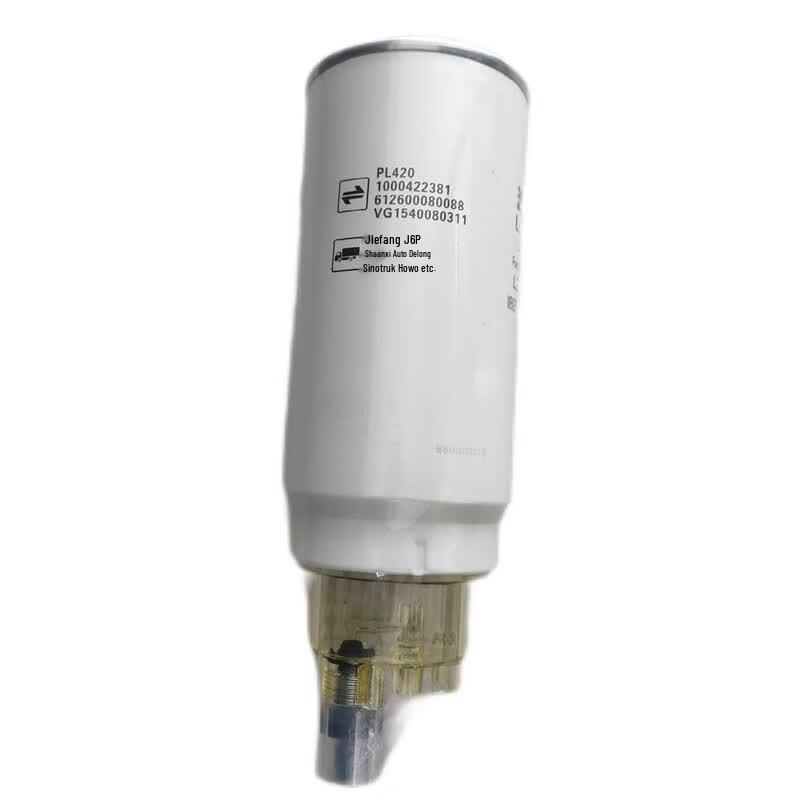 Howo ZZ1167/ZZ2197 Diesel Fuel Filter & Oil-Water Separator