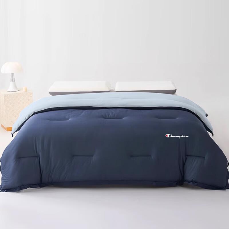 Champion Plant-Based Soybean Fiber Quilt