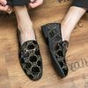 Independent Station European and American Fashion Embroidered Loafers Men's British Style Large Size Solid Color Horse Tip Buckle Leather Shoes