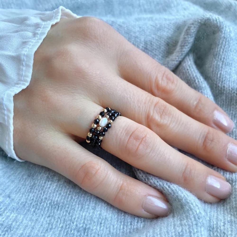 

Набор эластичных регулируемых колец Vlen Black Spinel Pearl для женщин, модные штабелируемые украшения, подарок, бохо, ручная работа, кольца на палец с бусинами resizable
