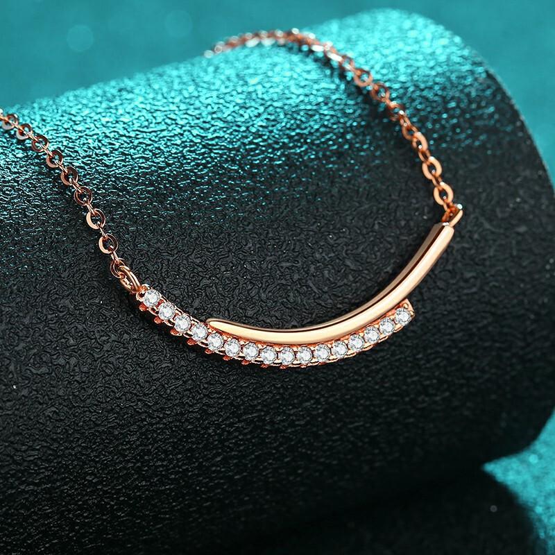 Elegant Champagne Gold Moissanite Necklace Women Sterling Leaf Pendant Minimalist Linear Chain Lightweight Daily