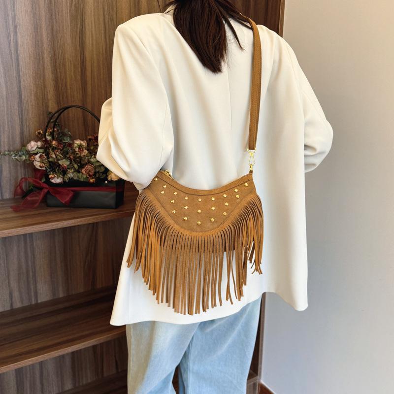 Bag Autumn and Winter Advanced Sense Retro Armpit Bag Women's New Imitation Suede Small Square Bag Fringed Shoulder Messenger Bag