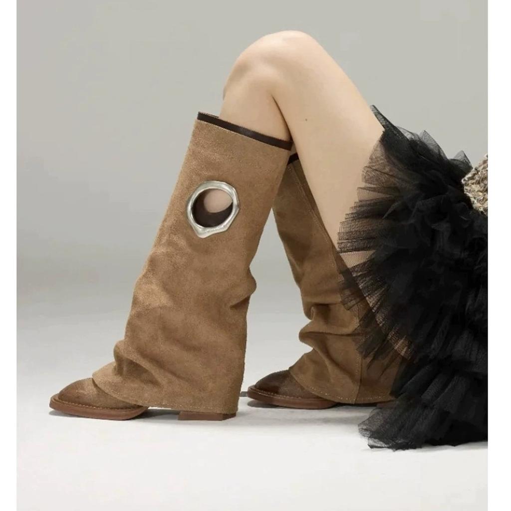 Fashion Brand Fashion 2025 New Autumn And Winter Round Head Long Boots Leather Shoes Metal Knight Boots Fold Flat Boots Punk Style