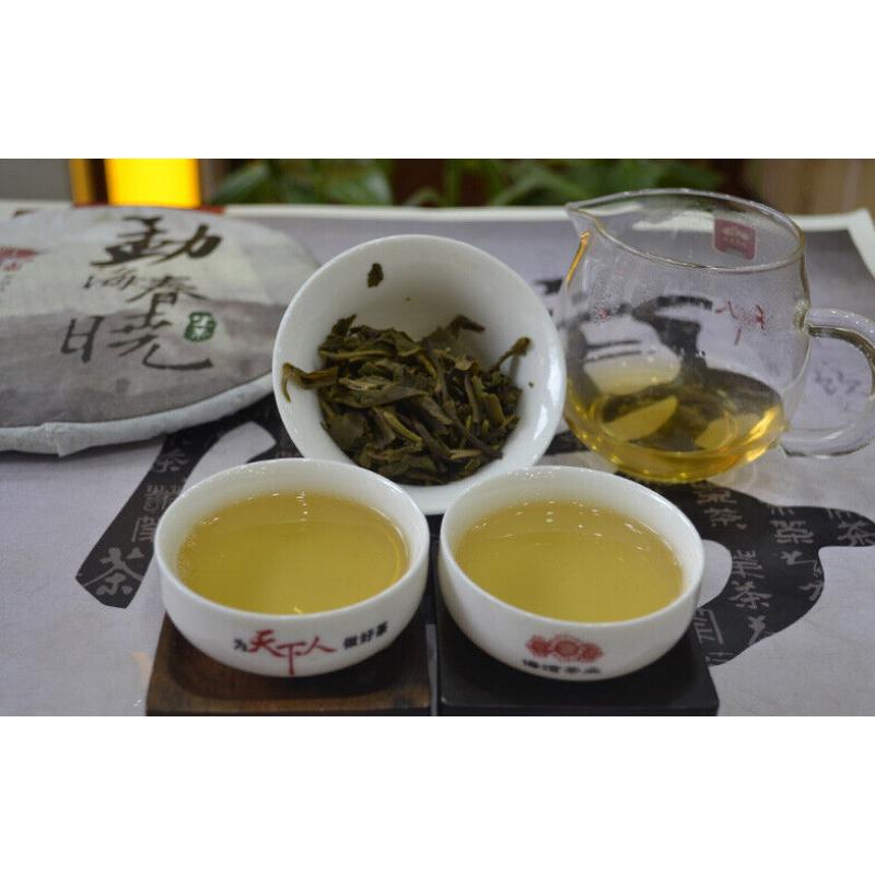Pu-Erh-Teekuchen 357g Menghai Chun Xiao * HAIWAN Alter Kamerad Puer Pu'er