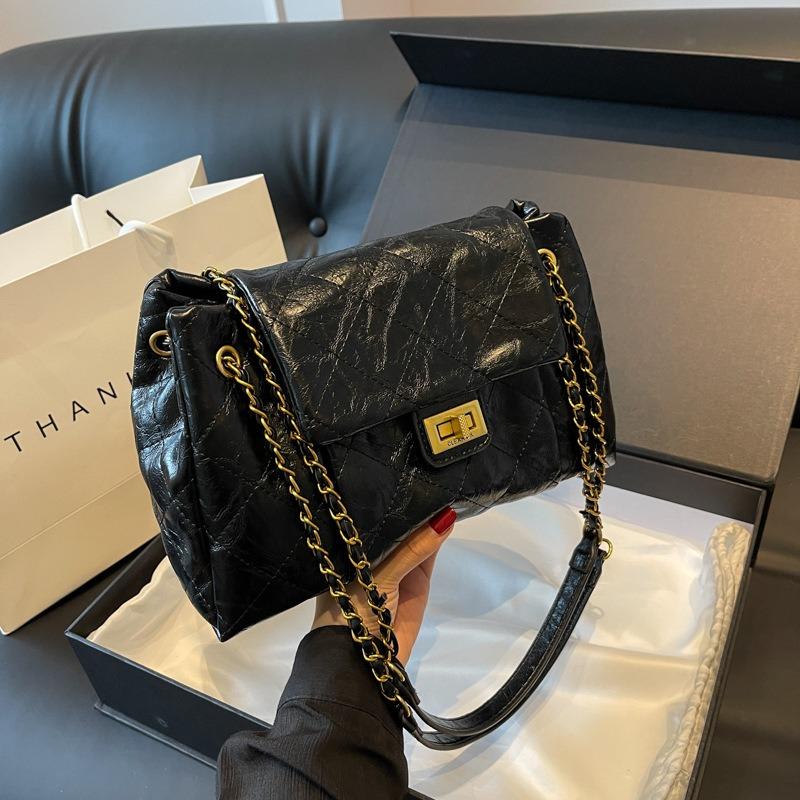 Fashion shoulder bag women's casual retro large-capacity shoulder messenger bag diamond embroidery thread chain bag