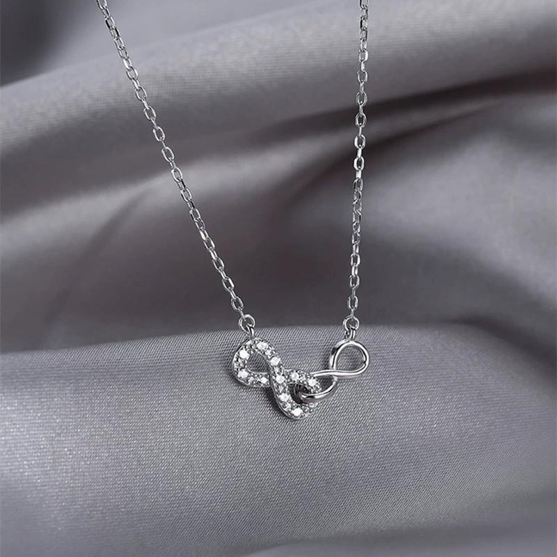 Fashion Jewelry 925 Silver Infinity 8-shape Pendant Necklace for Women Sterling Silver Luxury Clavicle Chain Necklace