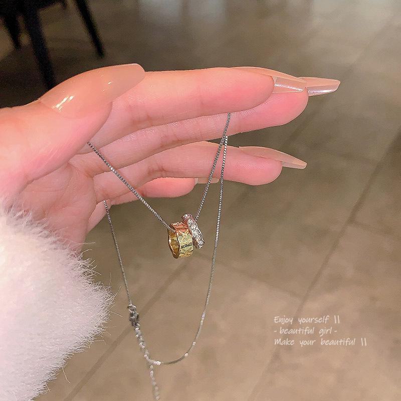 

Trendy Heart-Shaped Pearl Pendant Necklace for Women - European & American Design X411 срібний