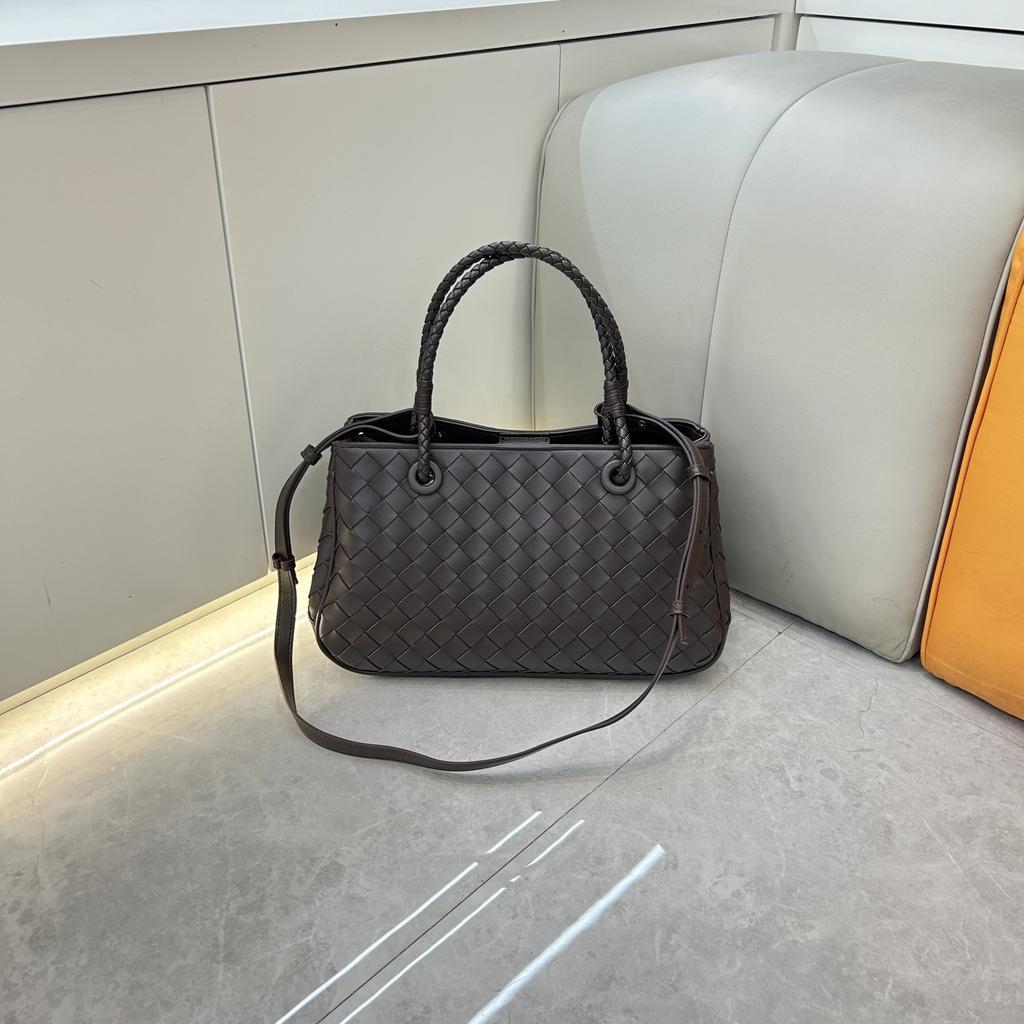 Cross-border New Cowhide Woven Basket Bag Retro Premium Portable Vegetable Basket Bag Large Capacity Shoulder Messenger Women's Bag