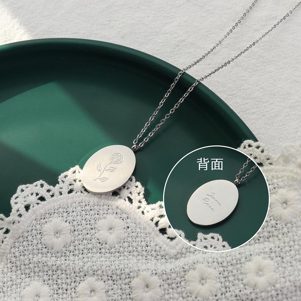 Style Engraved Flower Pendant Titanium Steel Necklace, Retro Fashion Women'S Gold-Plated Non-Fading Necklace Jewelry