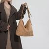 Rivet tote bag women's large-capacity commuter shoulder bag