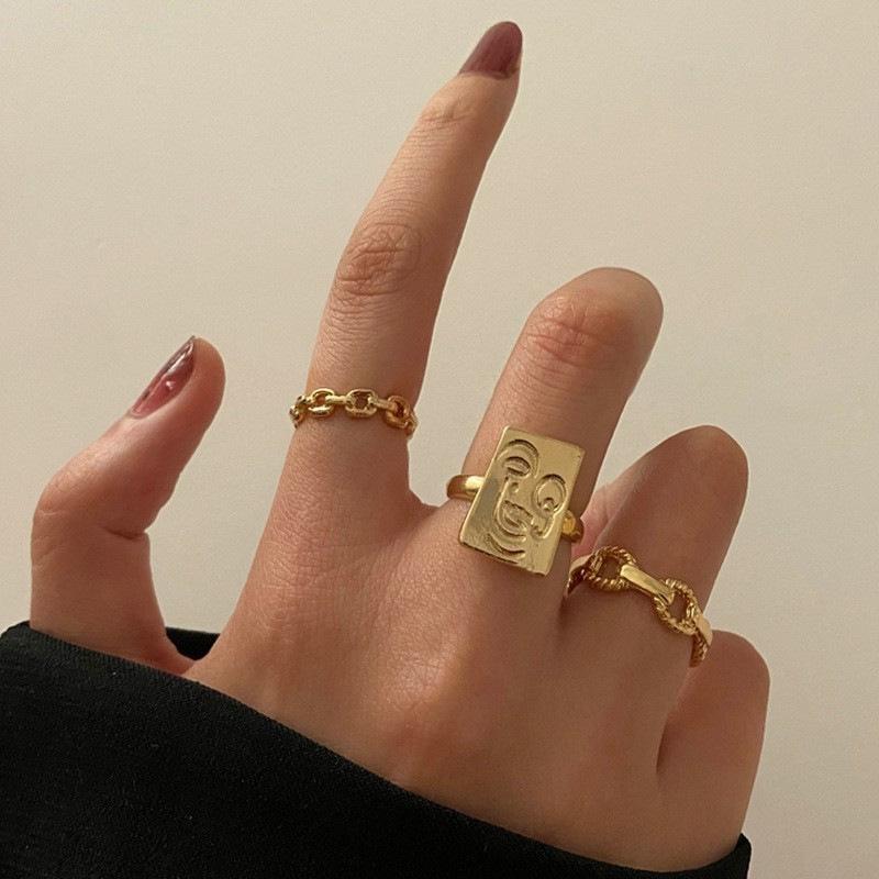 10-Piece Star and Moon, Heart, and Leaf Knuckle Ring Set - Creative Retro Women's Rings