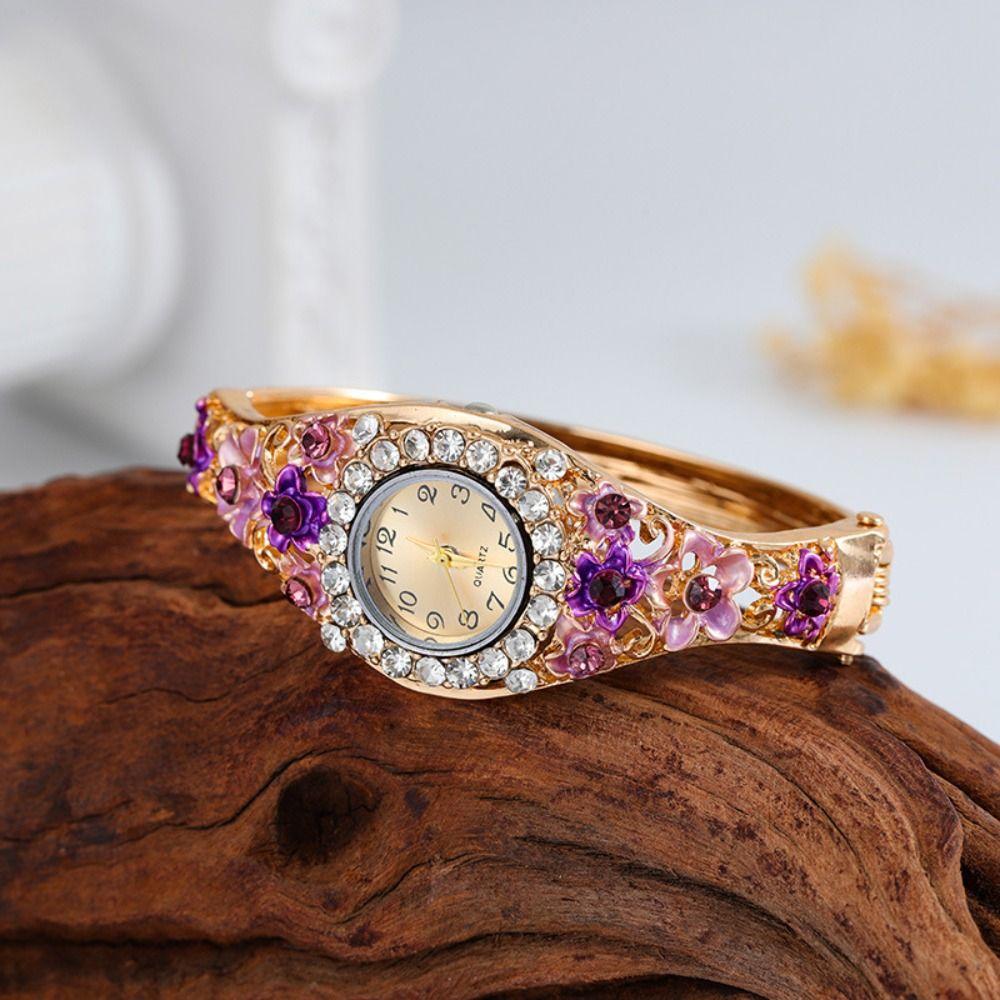 Rhinestone Bracelet Ladies Wristwatch Rich In Flowers Quartz Watch Bracelet Watch Elegant Wear