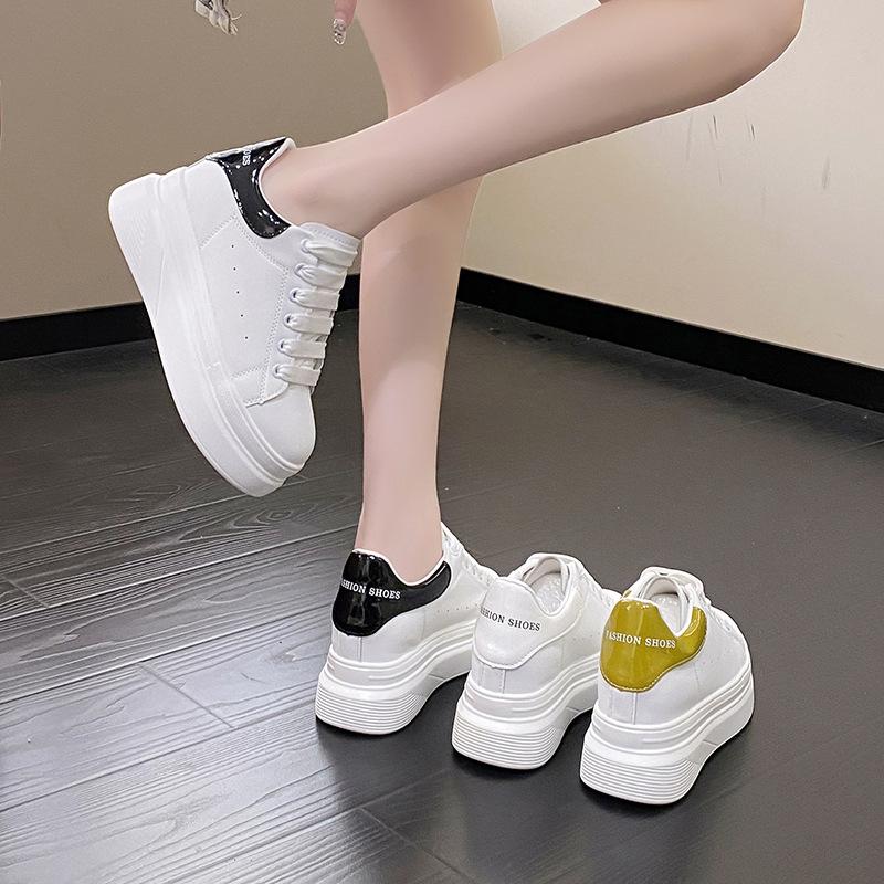 2025 Spring and Autumn New Popular Fashion Little White Shoes Women's Versatile Small Inner Height Increase 7cm Sports and Leisure Board Shoes