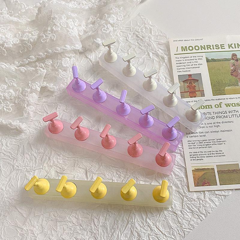 1 Set Jelly False Nail Tips Practice Trainning Display Stand Holder Base Colorful Crystal Nail Art Polish Display Manicure Tools