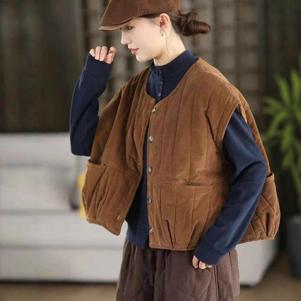 2025 Autumn/Winter Quilted Cotton Round Neck Vest - Artistic Retro Outerwear