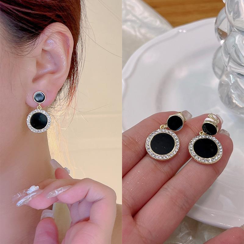 1 Pair Of Pearl Zircon Pierced Earrings Creative Geometric Hole-Free Ear Clips For Women All-Match Earrings