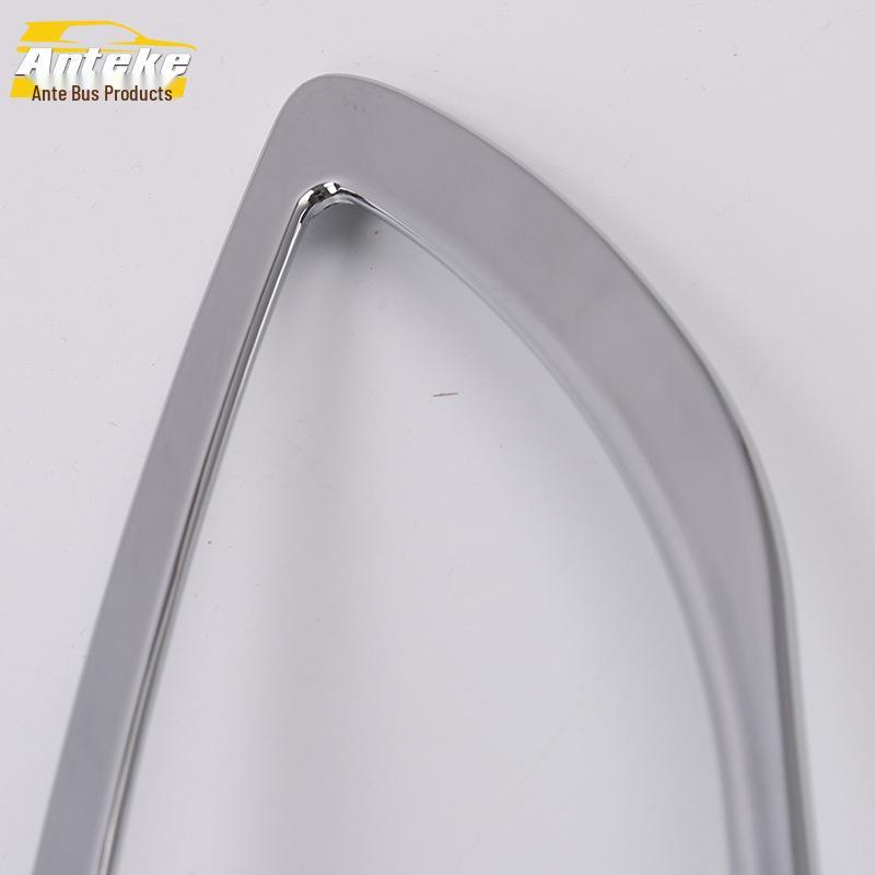 Chromowana dekoracja górnego pierścienia reflektora Cherokee dla modeli 14