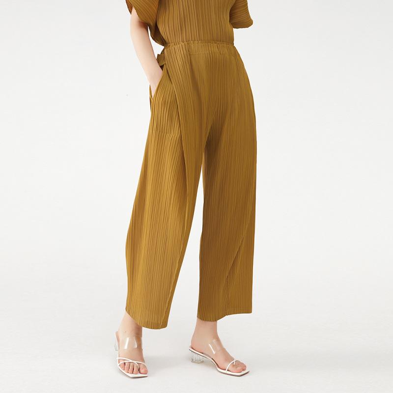 Miyake Women's Solid Color Slim Drape Straight Pants - New Spring/Summer 2025 Collection
