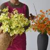 Decoração de casa – Flores e coroas artificiais