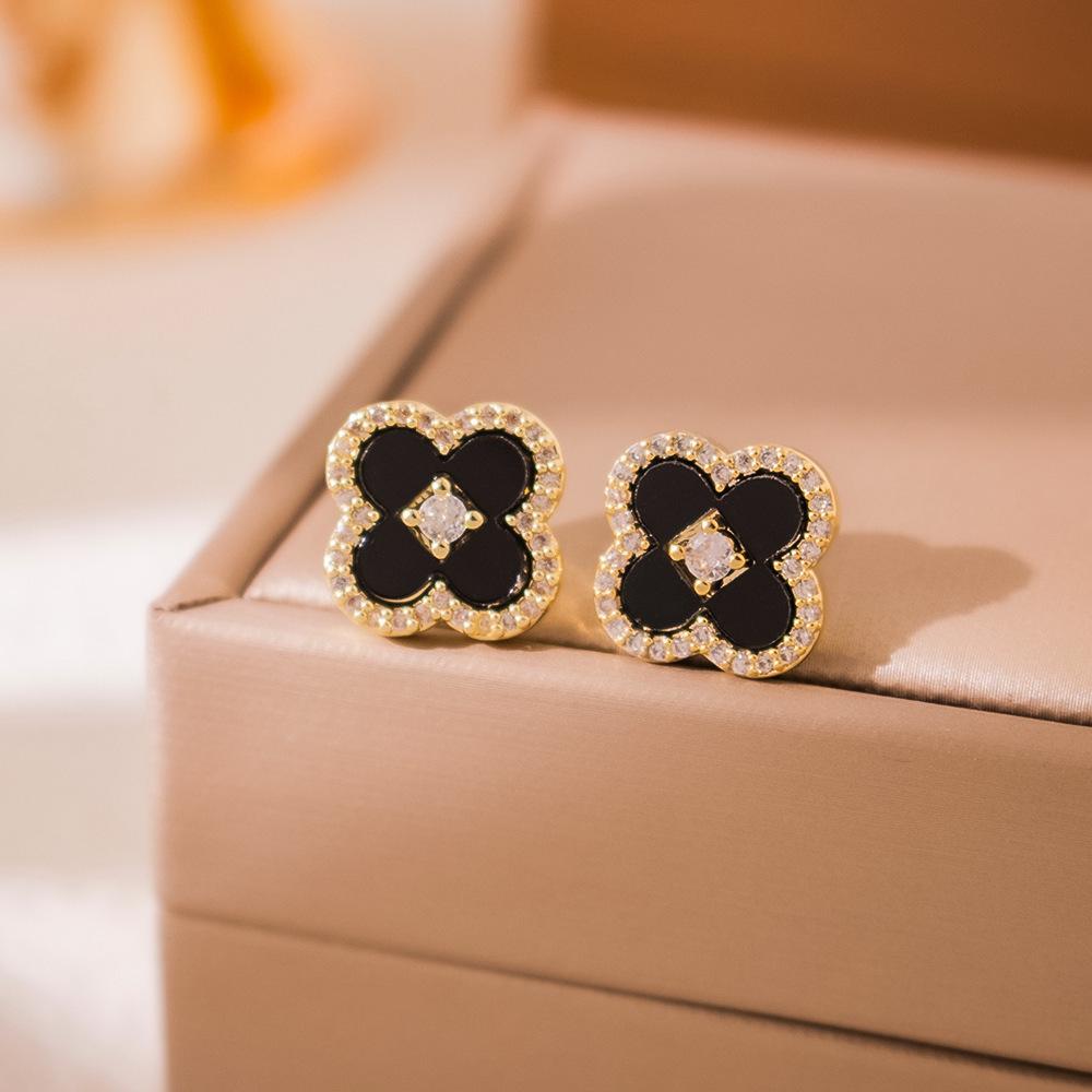 Elegant Black Diamond Silver Needle Earrings: High-End, Fashionable, Versatile Luxury